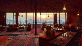 Rocky Mountain Hotel